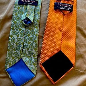 Roundtree and Yorke %100silk